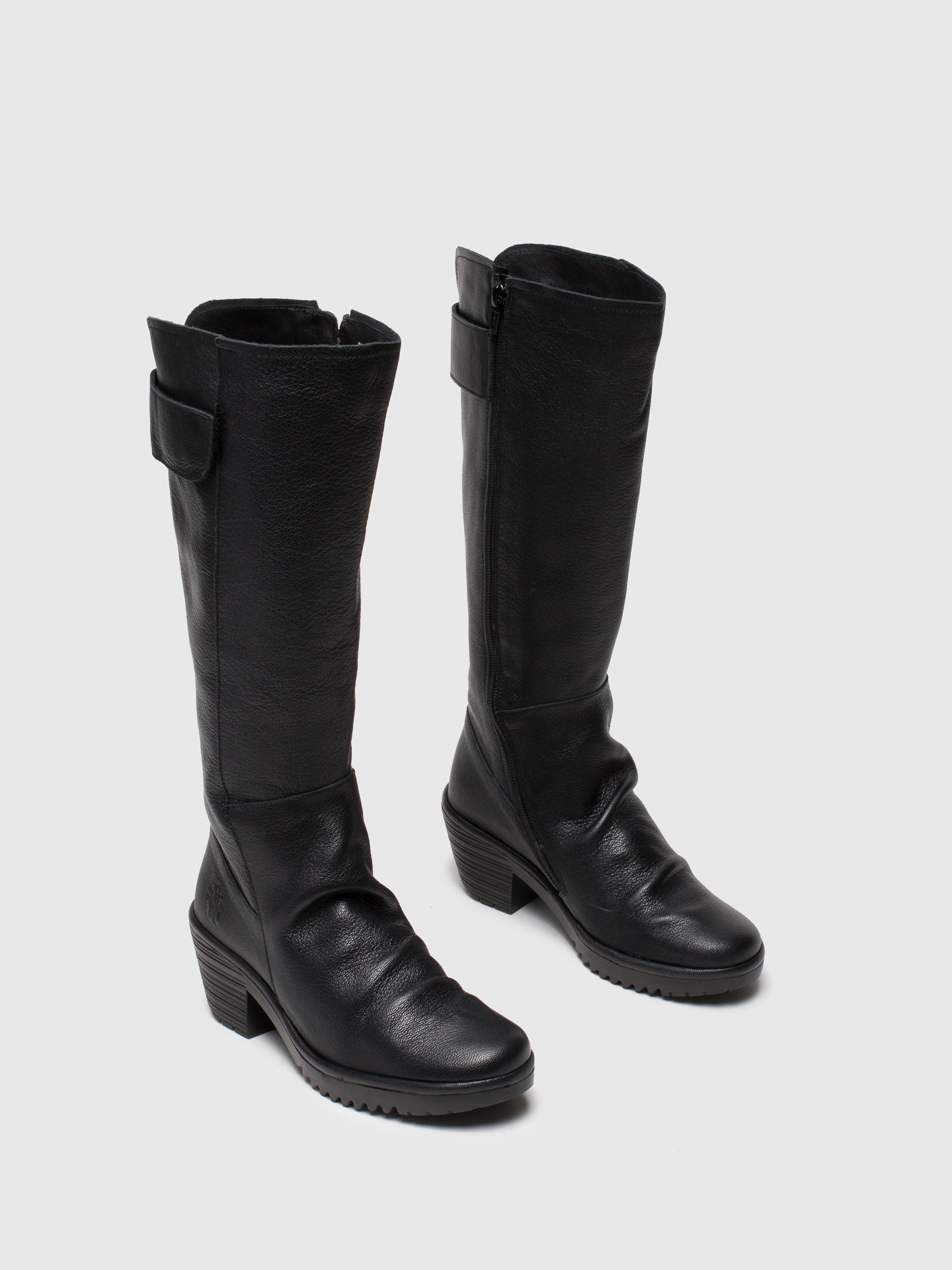 Fly London Botas com Fecho em Preto